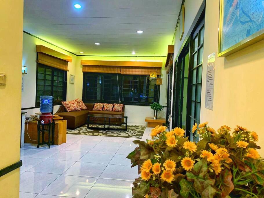 Designer Villa Osaka Пунчак Екстер'єр фото